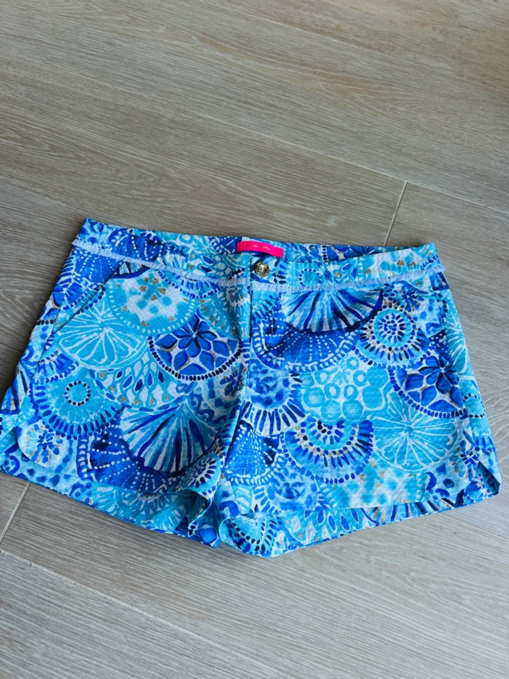 Lilly Pulitzer Adie Short Aqua Sea Shell Patter